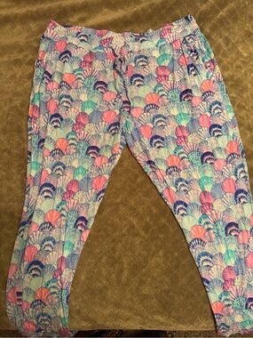 Bamboo women’s 2xl Bums & Roses